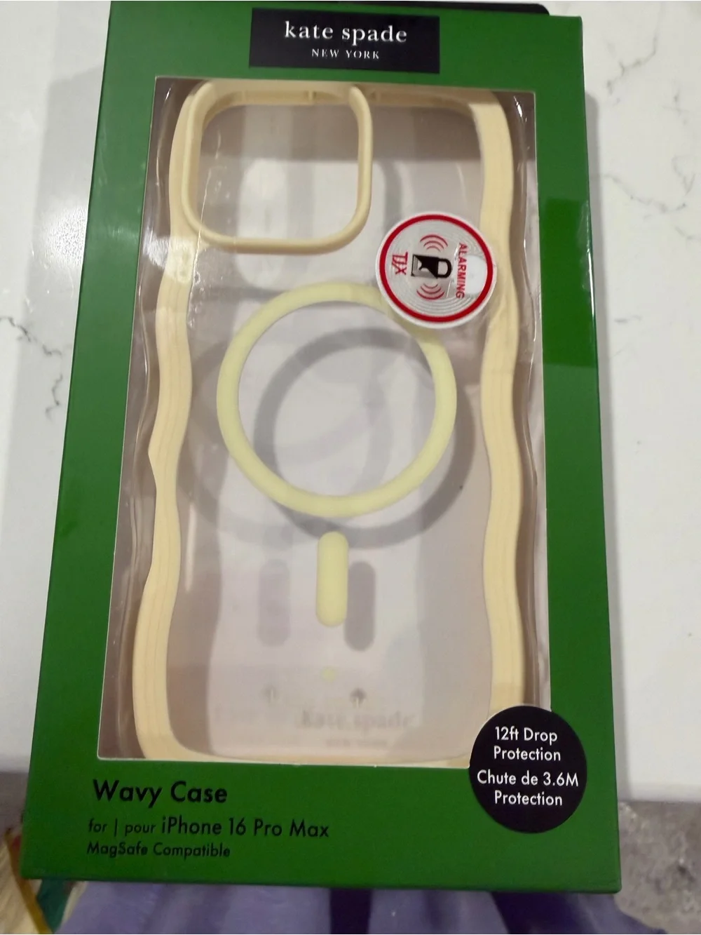 kate spade Wavy MagSafe Case for iPhone 16 Pro Max - Pale Yellow/Cream